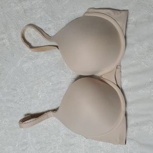 Victorias secret body by Victoria 32DD